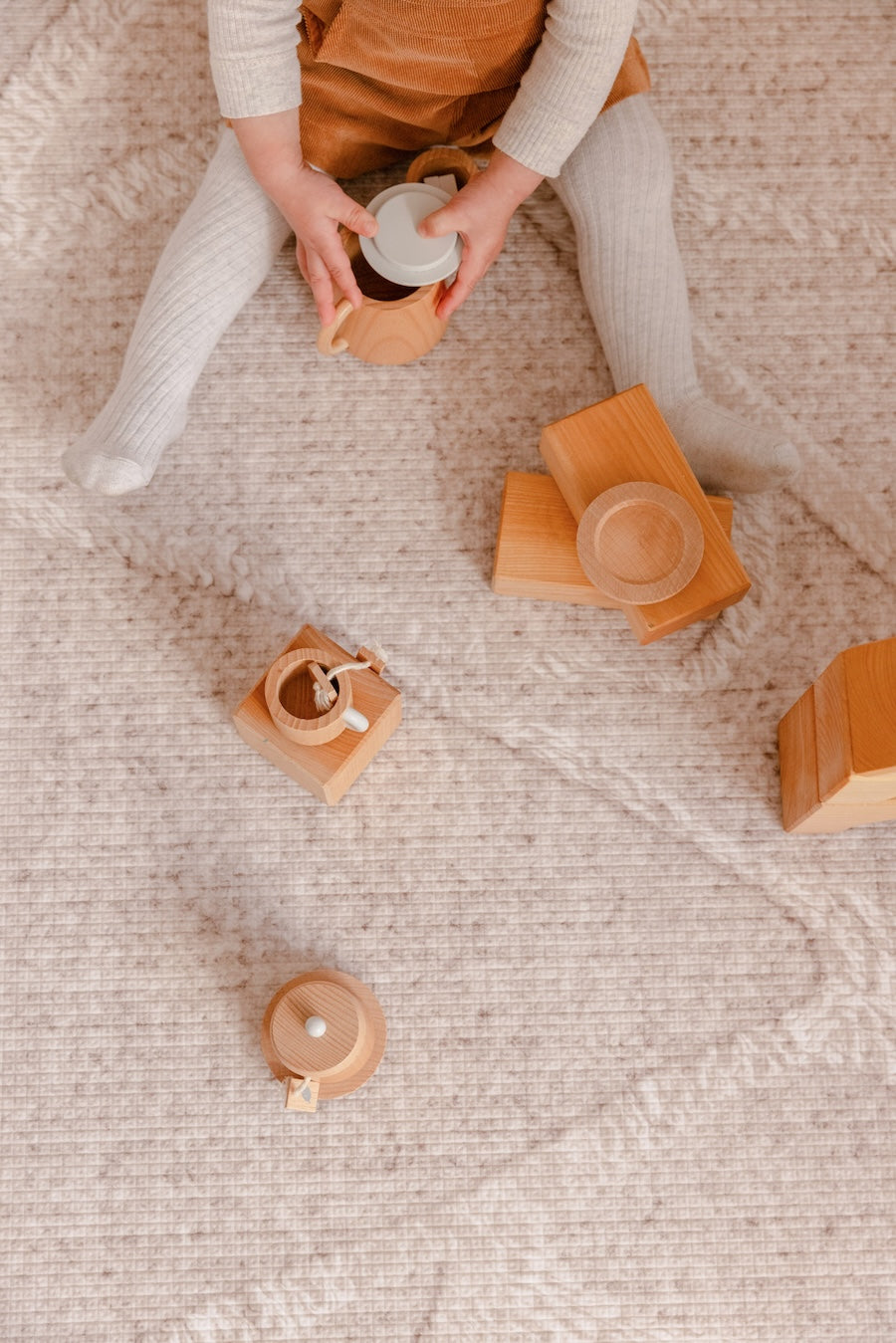 Woodland Peony Generös Play Mat