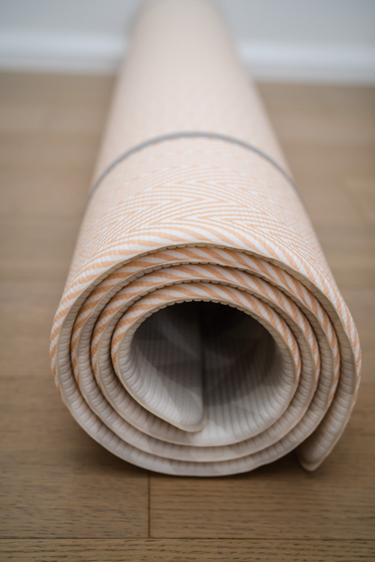 Herringbone Dawn Generös Play Mat