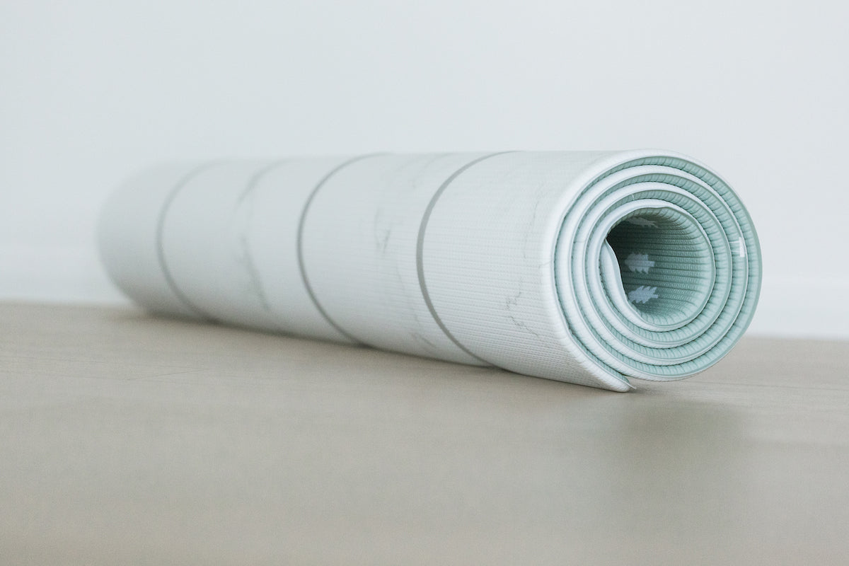 lille verden marmor, playmats, play mats, baby play mats, padded play mats, little wiwa, marble mat, scandi inspired