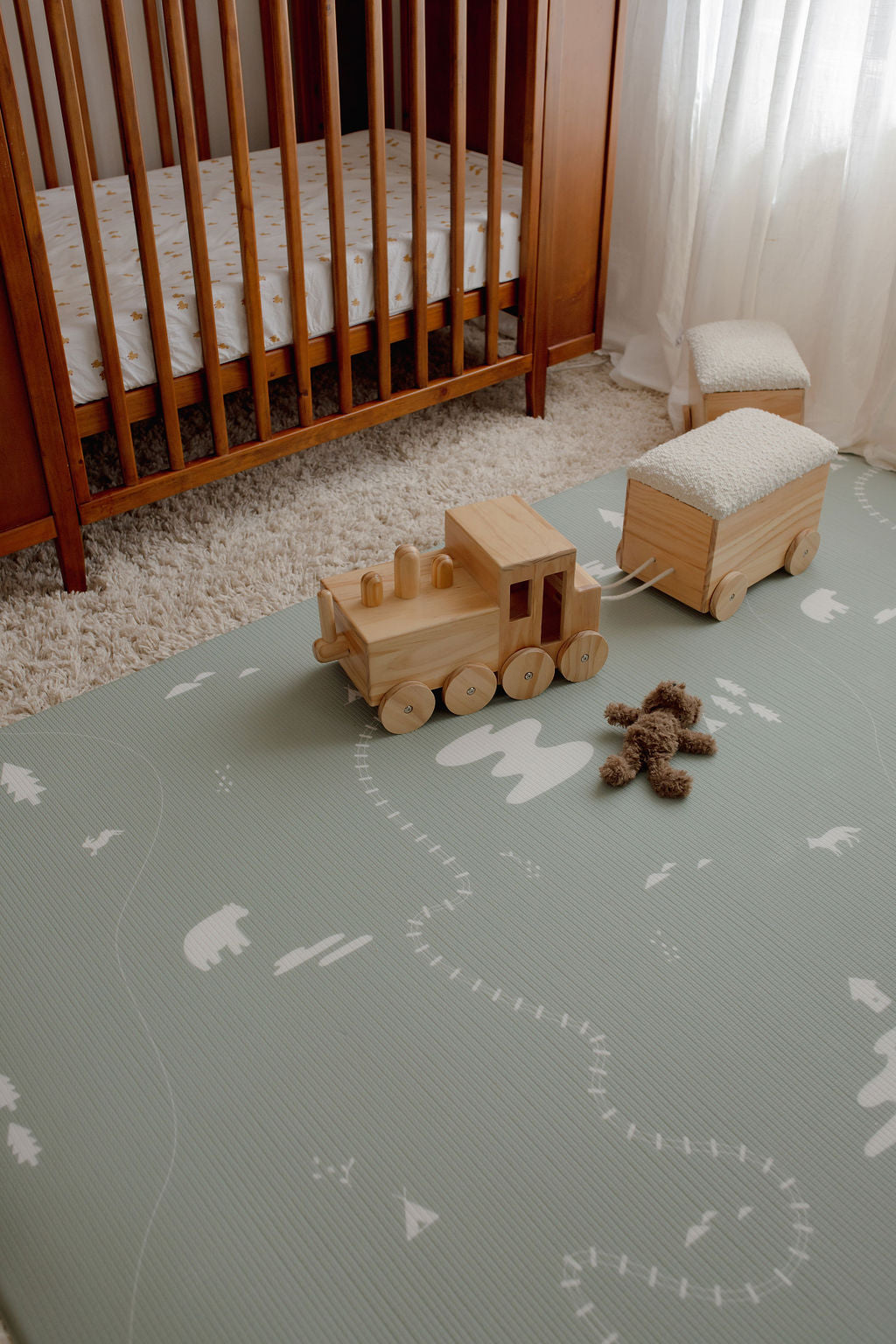 lille verden, play mats, play mat, little wiwa, little wiwa play mats, padded play mat, waterproof, best tpu play mat, tpu play mat, tpu mat.