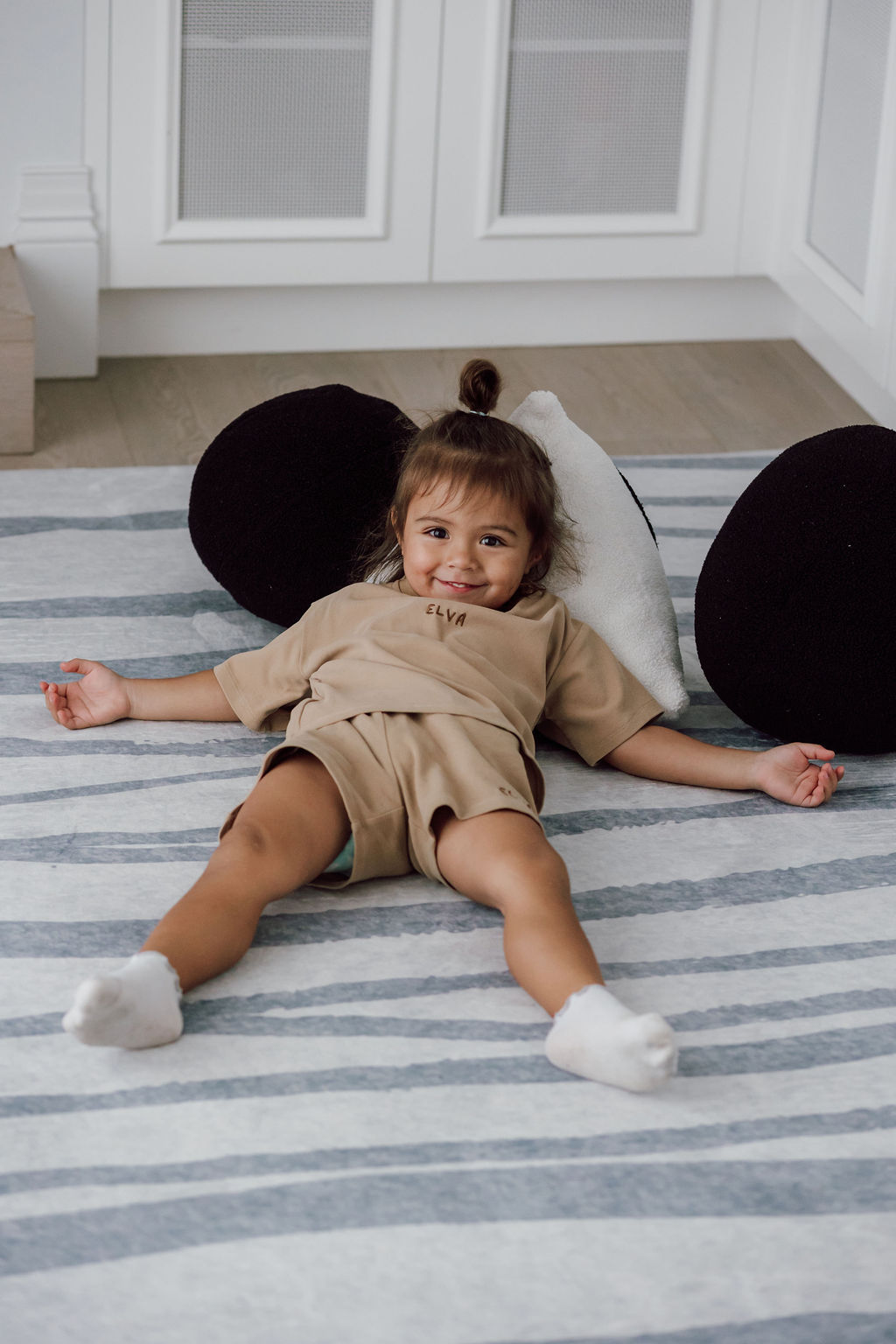 little wiwa, little wiwa play rug, little wiwa plush play mat, silver tide play rug, close up